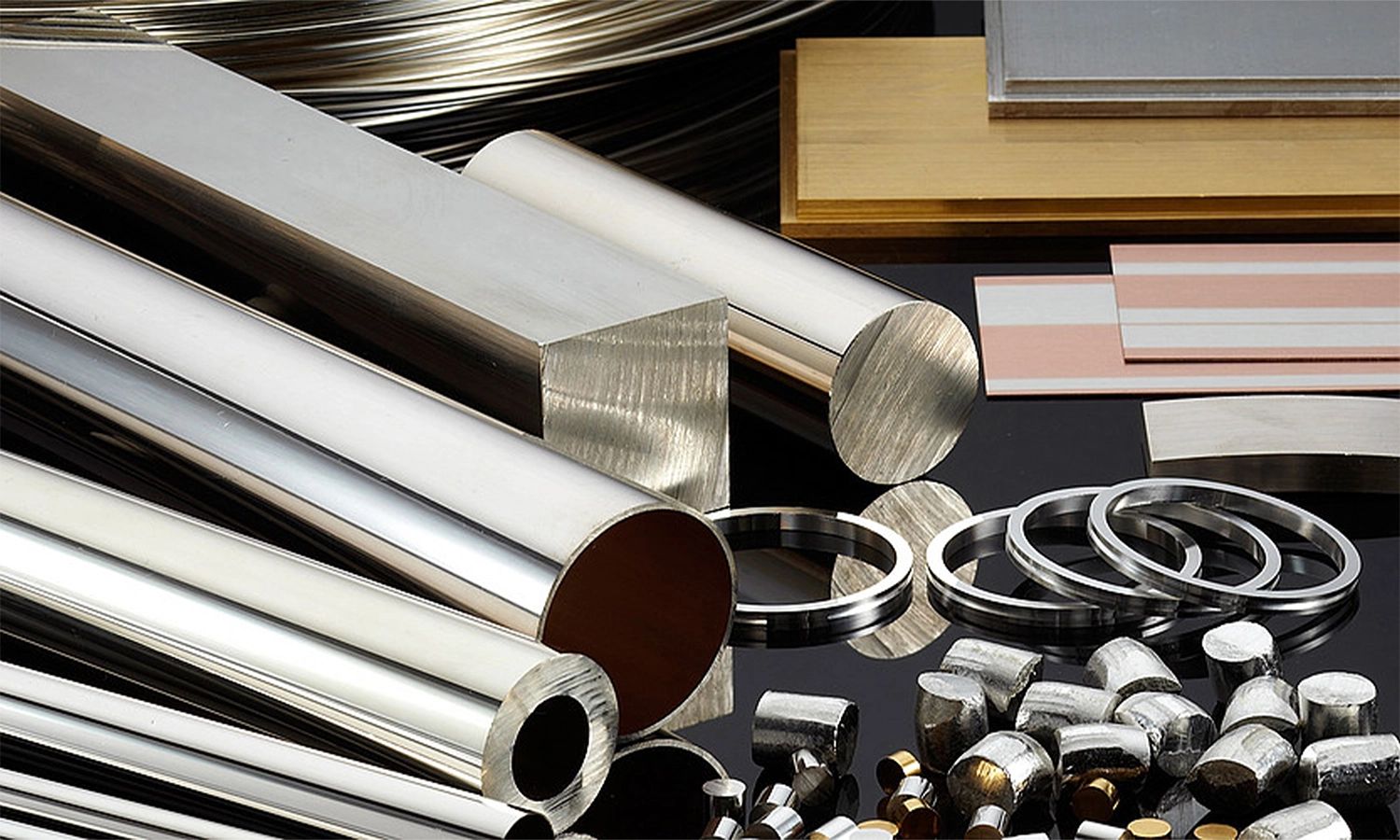 Metallhalbzeuge und Ronden aus Silber – hochwertige Werkstoffe der Heimerle + Meule GmbH für industrielle Fertigung, Präzisionskomponenten und Edelmetallverarbeitung.