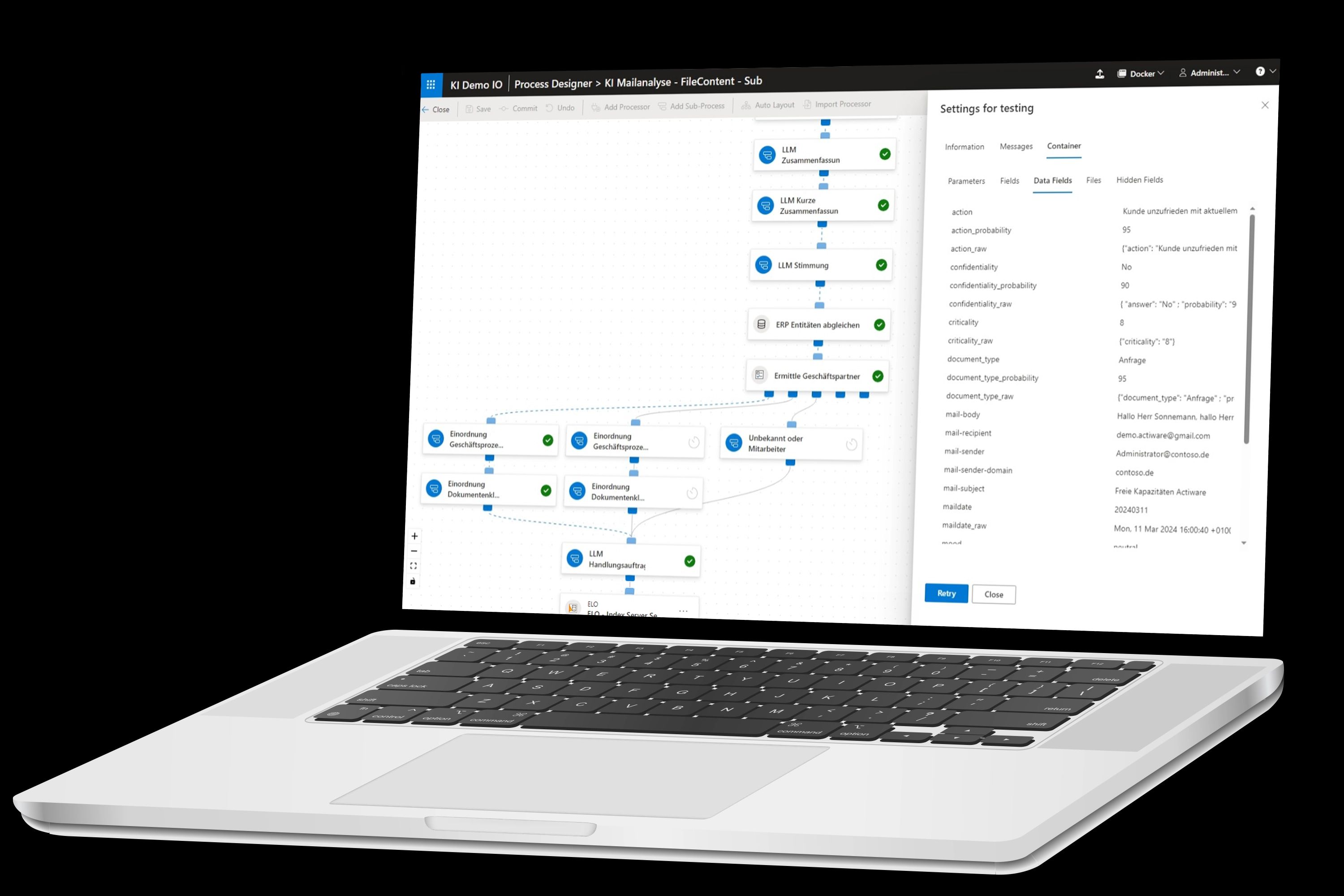Laptop mit geöffnetem Designer in der ACTIWARE.IO-Software